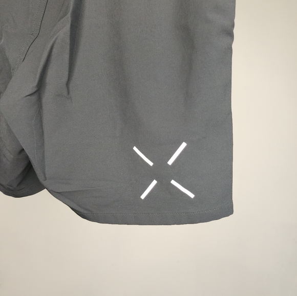 The foundation short - Picture 3 of 4